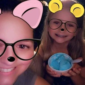 Meet your Posher, Alesha